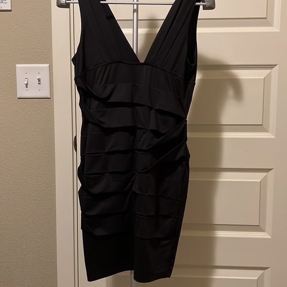 Little Black cocktail dress - Picture 6 of 6